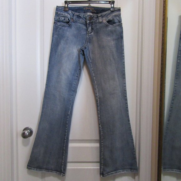 Ladies Size 29 blue Jeans Garage - Picture 4 of 16
